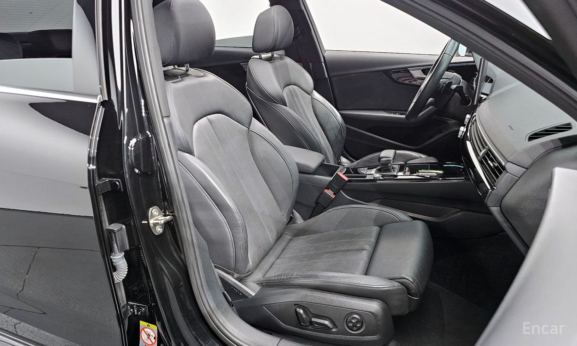 2021 Audi A4 V (B9) Рестайлинг 35 TDI Premium с пробегом 45 377 км