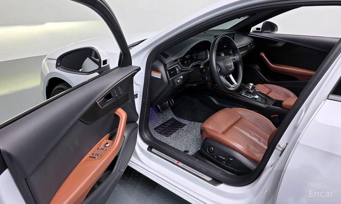 2022 Audi A4 V (B9) Рестайлинг 40 TFSI Premium с пробегом 55 288 км