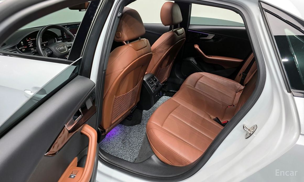 2022 Audi A4 V (B9) Рестайлинг 40 TFSI Premium с пробегом 55 288 км