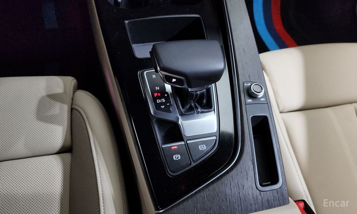 2023 Audi A4 V (B9) Рестайлинг 40 TFSI Premium с пробегом 38 162 км