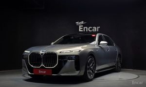 2023 BMW 7 серии VII (G70) 740i xDrive M Sport Limited с пробегом 12 228 км