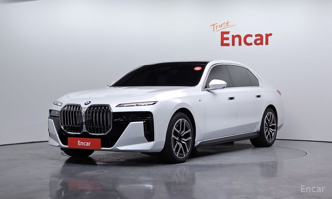 2025 BMW 7 серии VII (G70) 740d xDrive M Sport с пробегом 9 567 км