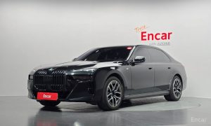 2025 BMW 7 серии VII (G70) 740d xDrive M Sport с пробегом 17 546 км