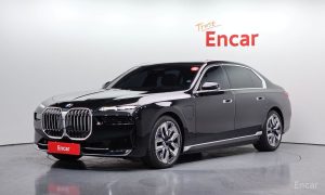 2023 BMW 7 серии VII (G70) 750e xDrive Design Pure Excellence с пробегом 20 401 км