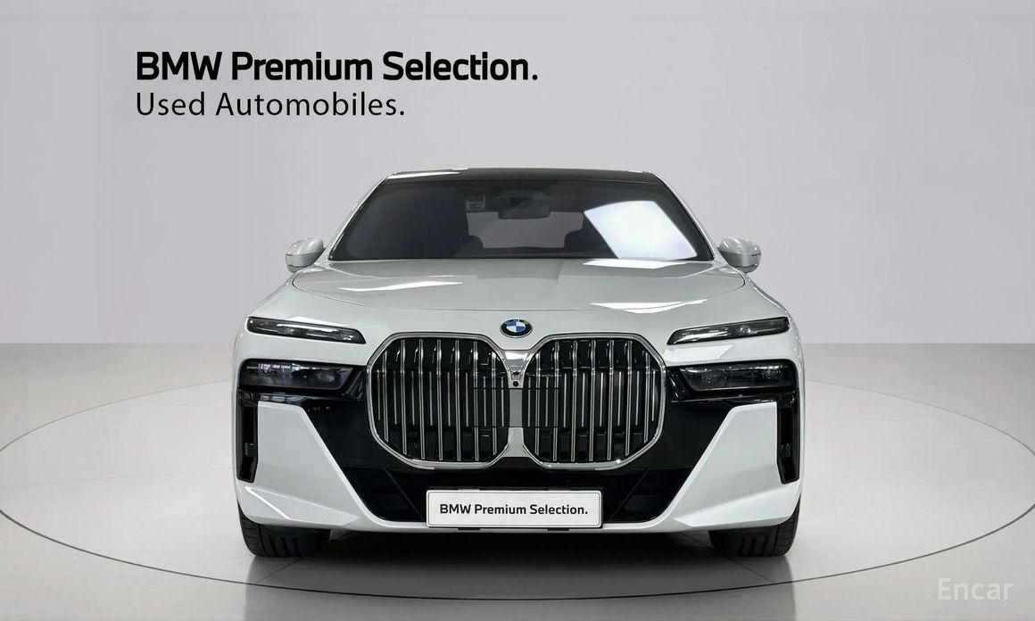 2025 BMW 7 серии VII (G70) 740d xDrive M Sport с пробегом 9 594 км