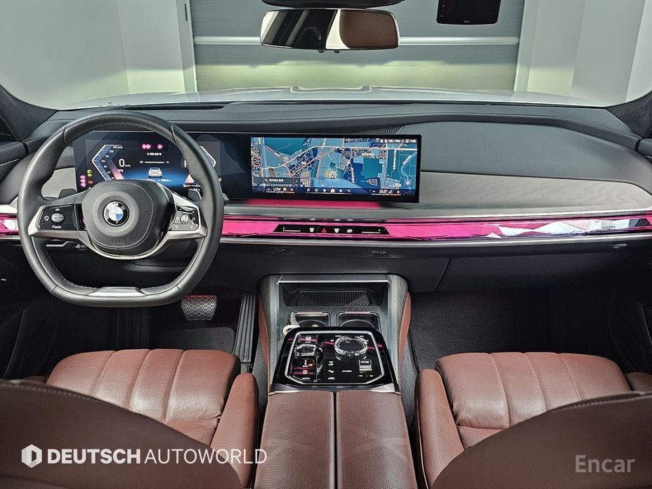 2023 BMW 7 серии VII (G70) 740i sDrive Design Pure Excellence с пробегом 28 725 км