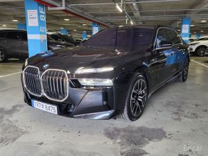 2025 BMW 7 серии VII (G70) 740d xDrive M Sport с пробегом 12 500 км