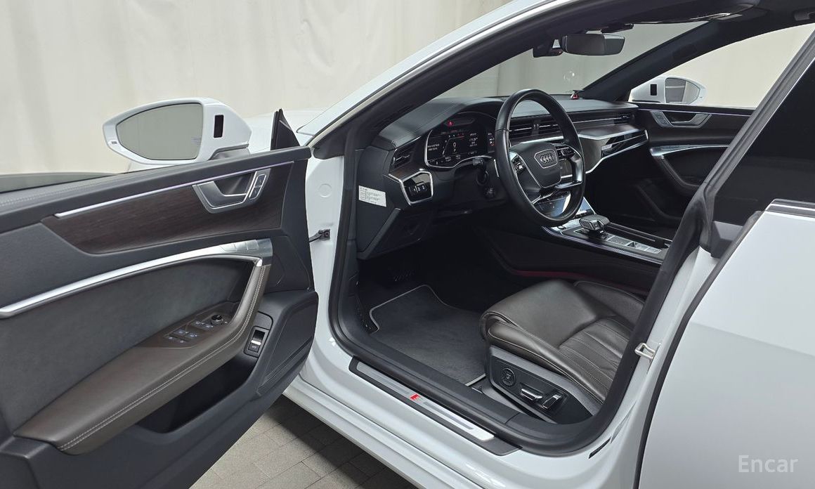 2022 Audi A7 II (4K) 50 TDI Quattrp Premium с пробегом 96 667 км