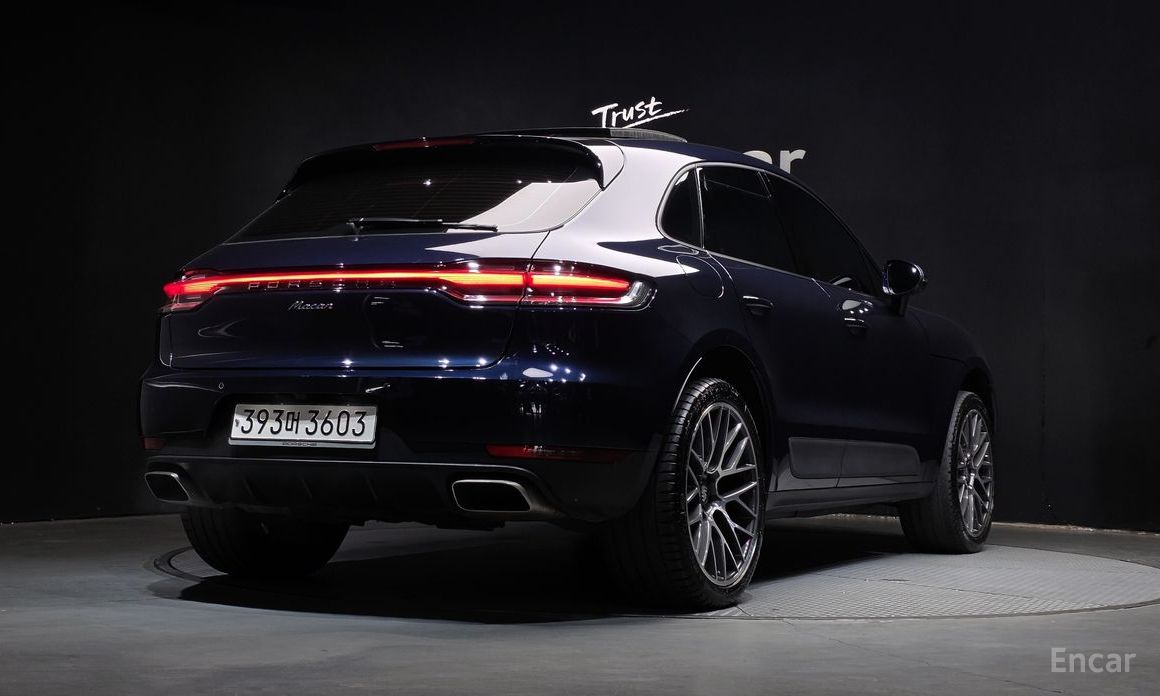 2021 Porsche Macan I Рестайлинг 2 2.0 95B с пробегом 66 610 км