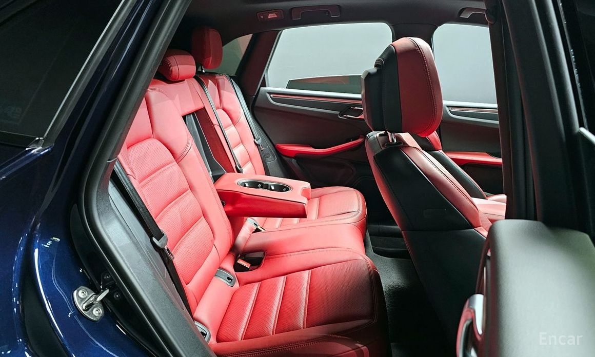 2021 Porsche Macan I Рестайлинг 2 2.0 95B с пробегом 66 610 км