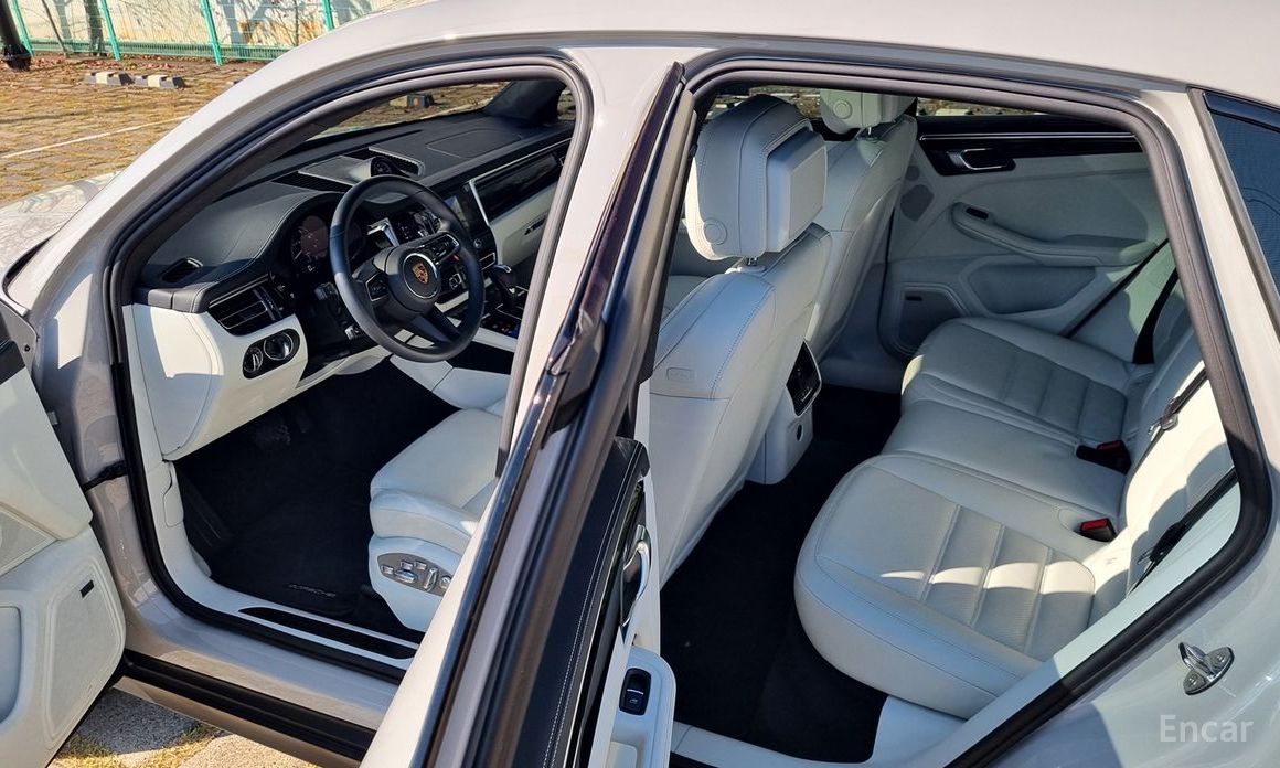 2023 Porsche Macan I Рестайлинг 2 2.9 GTS 95B с пробегом 11 500 км