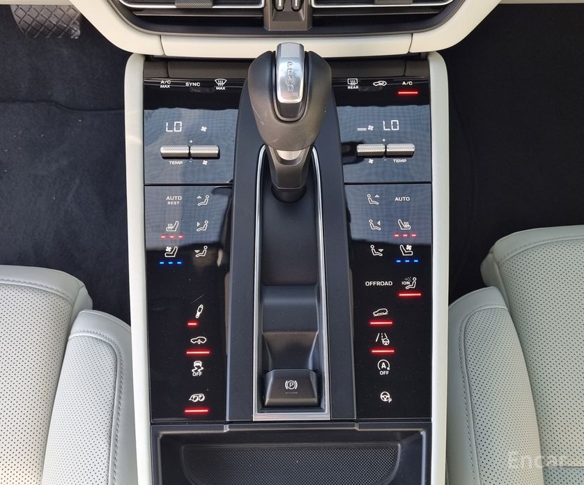 2023 Porsche Macan I Рестайлинг 2 2.9 GTS 95B с пробегом 11 500 км