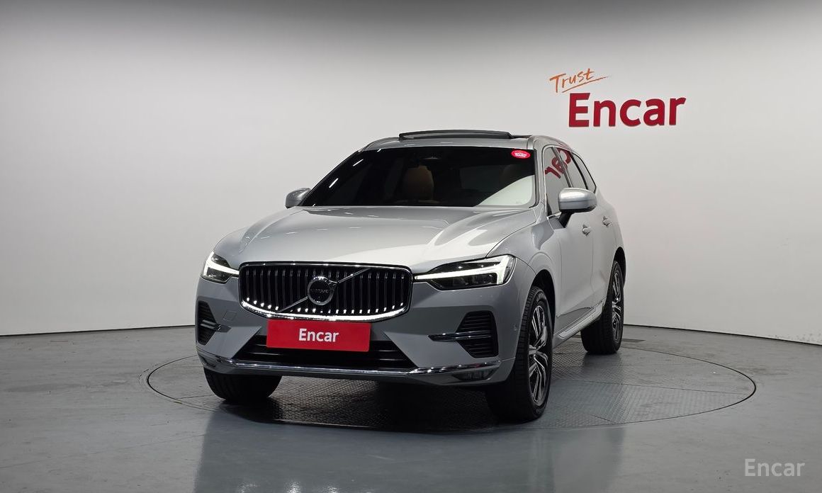 2022 Volvo XC60 II Рестайлинг B5 Inscription с пробегом 42 788 км