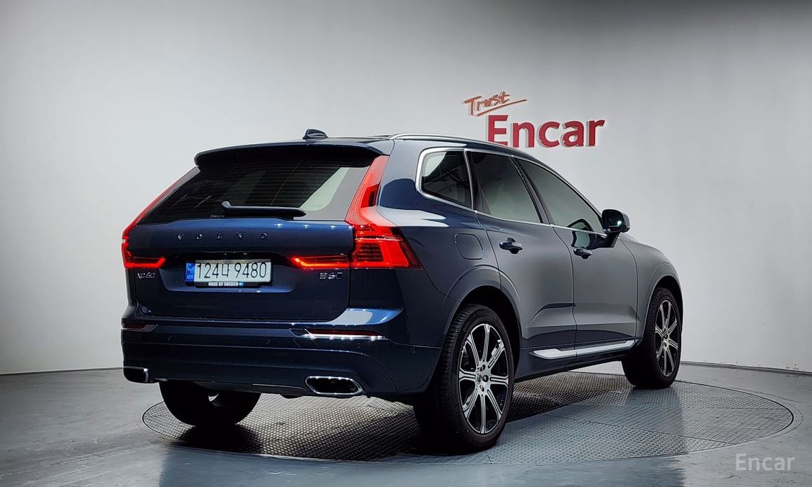 2021 Volvo XC60 II Рестайлинг B6 Inscirtion с пробегом 51 582 км