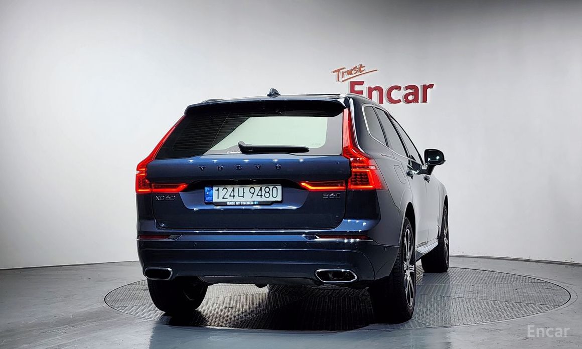 2021 Volvo XC60 II Рестайлинг B6 Inscirtion с пробегом 51 582 км