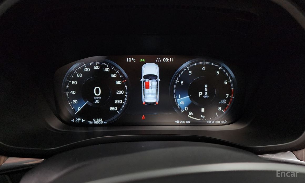 2021 Volvo XC60 II Рестайлинг B6 Inscirtion с пробегом 51 582 км