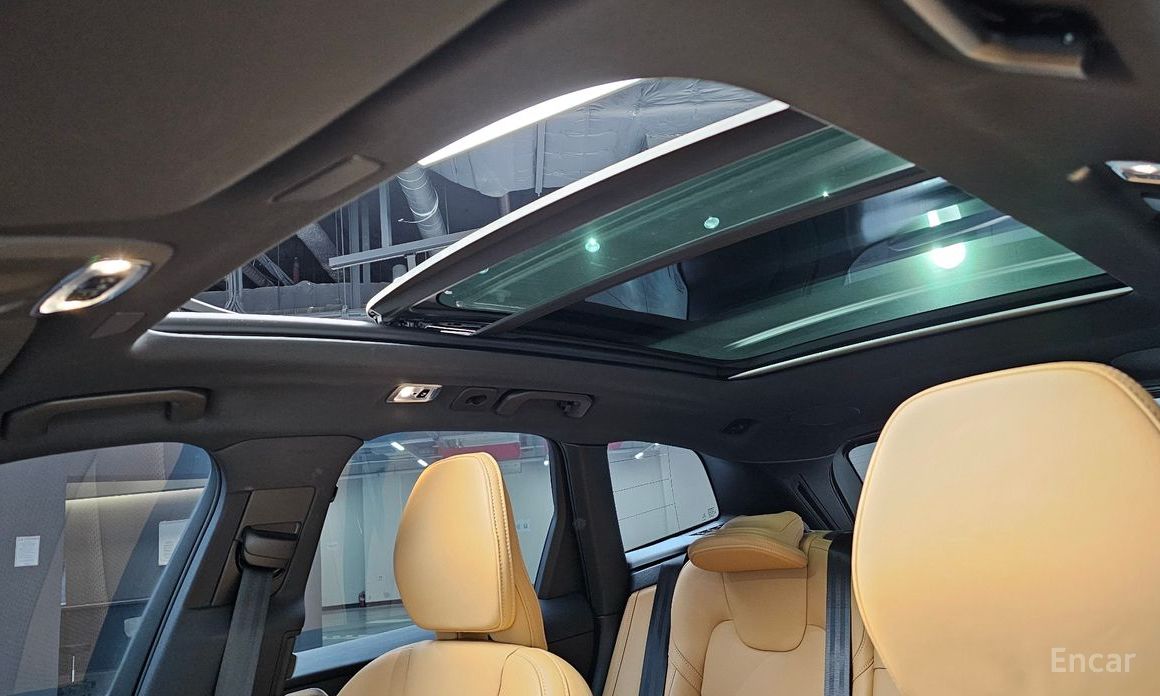 2021 Volvo XC60 II Рестайлинг B5 Inscription с пробегом 48 895 км