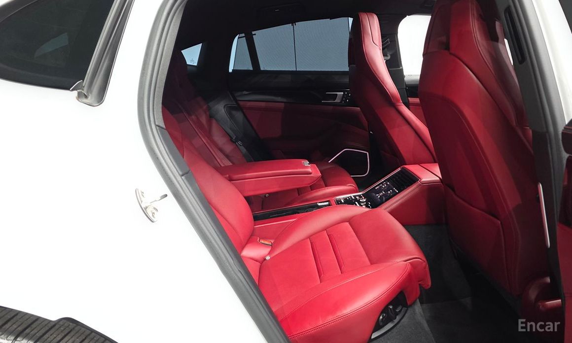2022 Porsche Panamera II Рестайлинг 2.9 AWD с пробегом 55 330 км