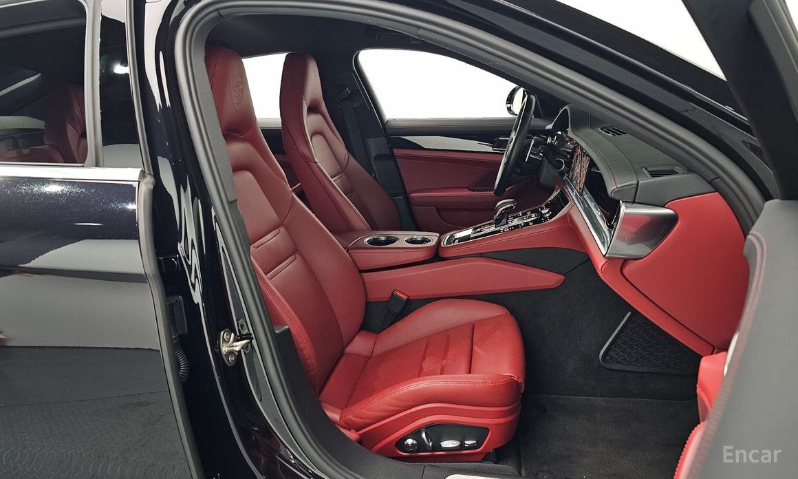 2021 Porsche Panamera II Рестайлинг 2.9 AWD с пробегом 32 932 км