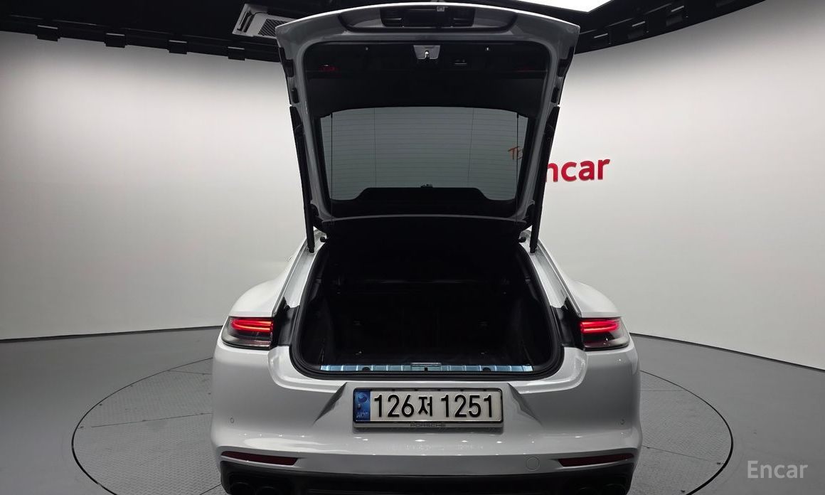 2022 Porsche Panamera II Рестайлинг 2.9 AWD с пробегом 55 330 км