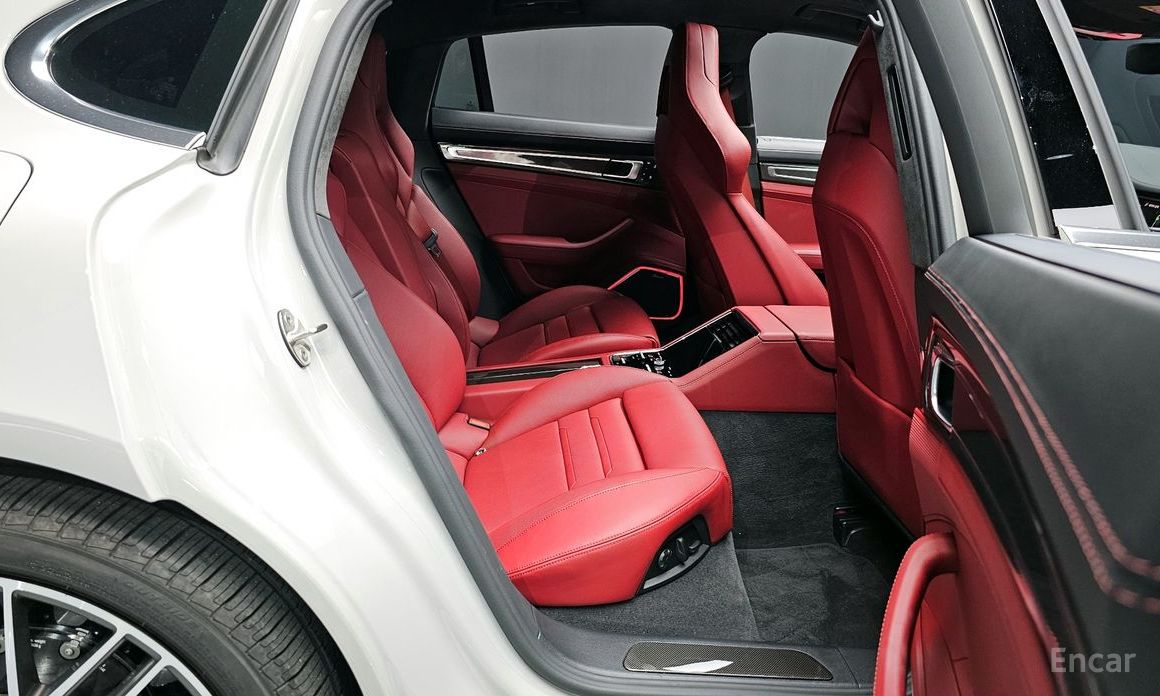 2023 Porsche Panamera II Рестайлинг 4.0 Turbo S с пробегом 17 908 км