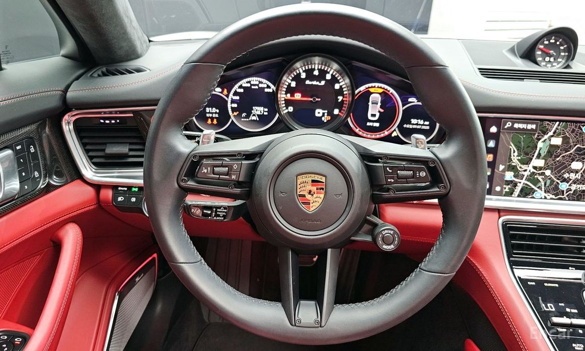 2023 Porsche Panamera II Рестайлинг 4.0 Turbo S с пробегом 17 908 км