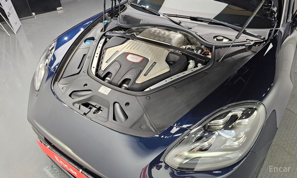 2021 Porsche Panamera II Рестайлинг 4.0 GTS с пробегом 19 457 км