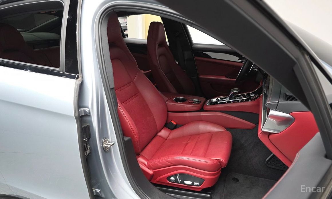 2021 Porsche Panamera II Рестайлинг 2.9 AWD E-Hybrid с пробегом 122 999 км