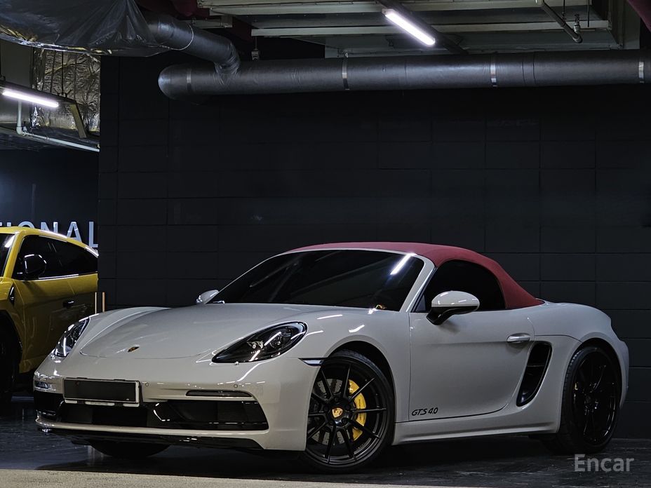 2023 Porsche 718 Spyder I (982) 4.0 GTS с пробегом 12 800 км