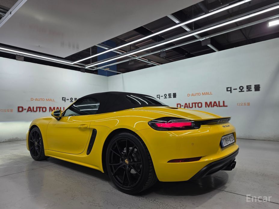 2022 Porsche 718 Spyder I (982) 2.0 с пробегом 69 050 км