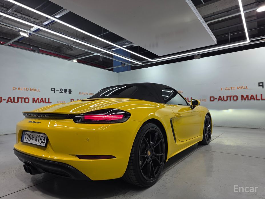 2022 Porsche 718 Spyder I (982) 2.0 с пробегом 69 050 км