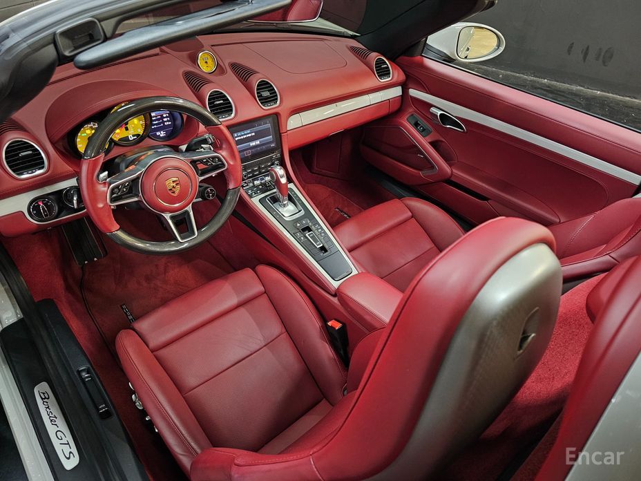 2023 Porsche 718 Spyder I (982) 4.0 GTS с пробегом 12 800 км