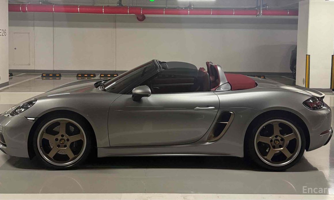 2021 Porsche 718 Spyder I (982) 4.0 25th Edition с пробегом 4 500 км