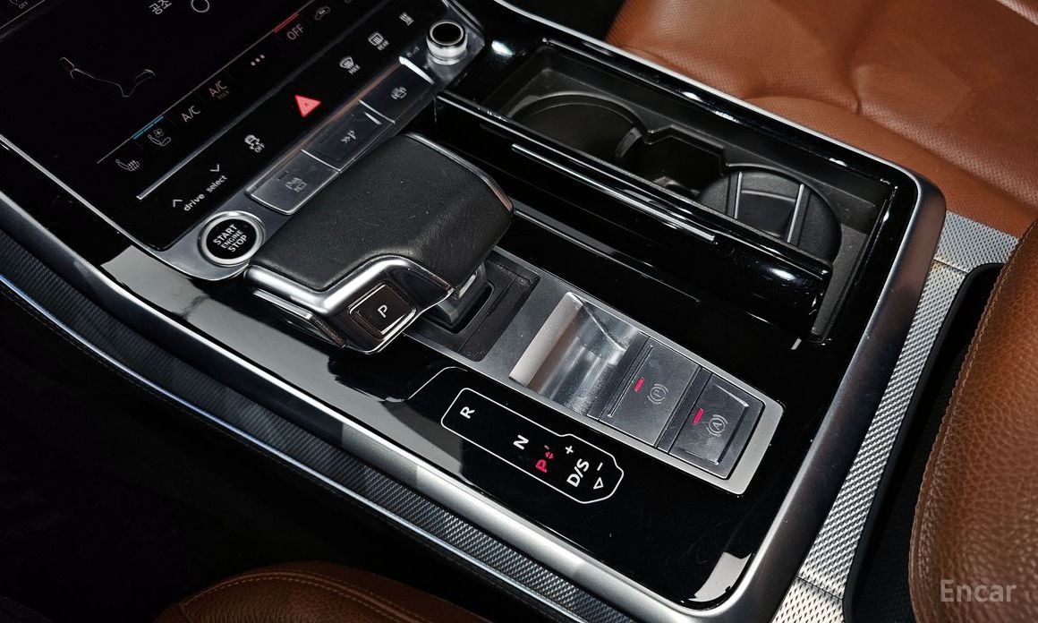 2021 Audi Q8 I (4M) 45 TDI Quattro Premium с пробегом 83 067 км