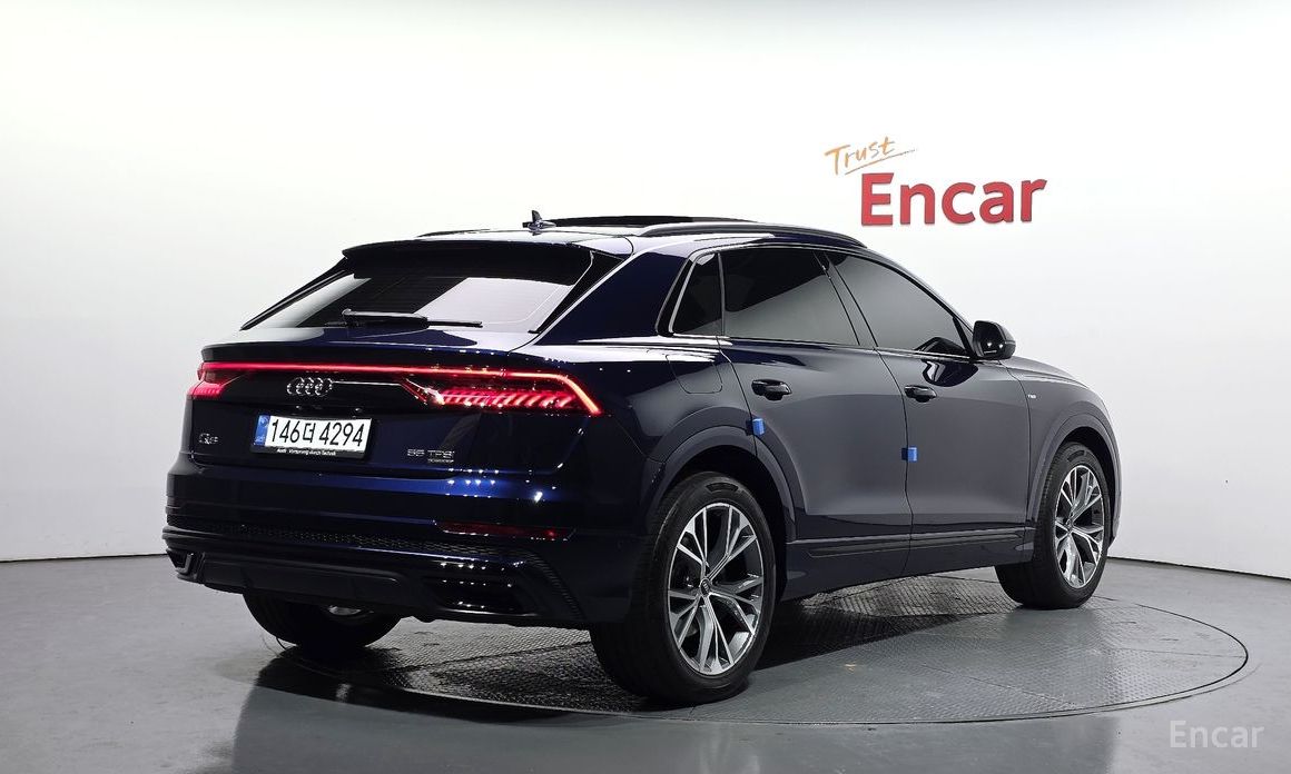 2022 Audi Q8 I (4M) 55 TFSI Quattro Premium с пробегом 50 906 км