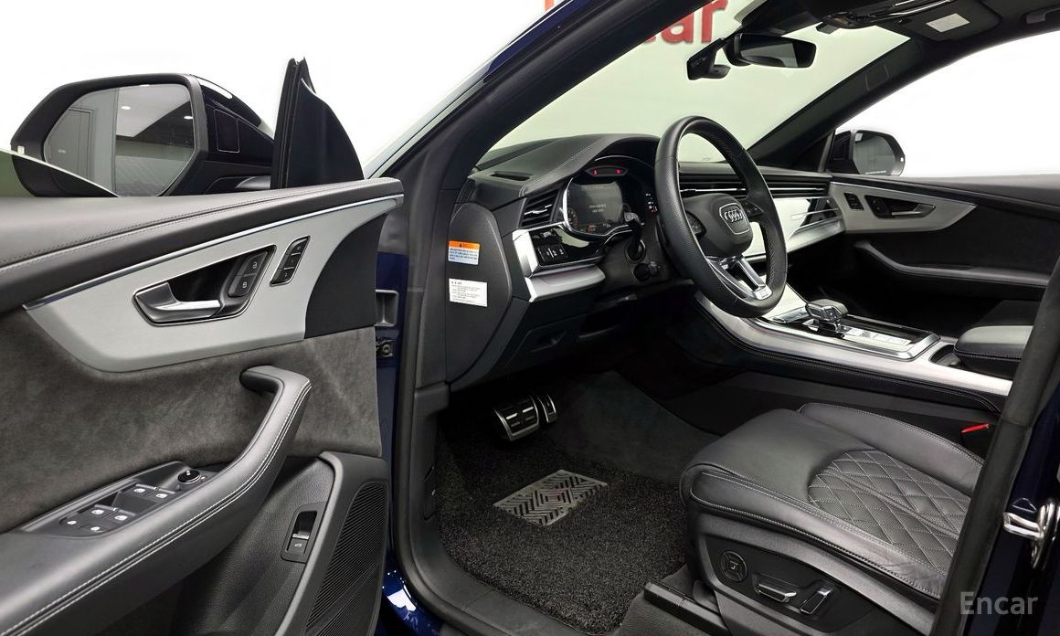 2022 Audi Q8 I (4M) 55 TFSI Quattro Premium с пробегом 50 906 км