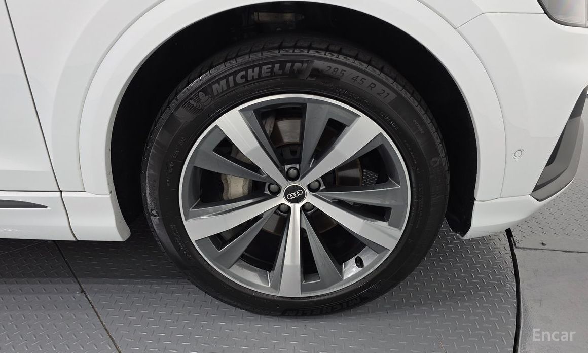 2022 Audi Q8 I (4M) 50 TDI Quattro Premium с пробегом 88 439 км