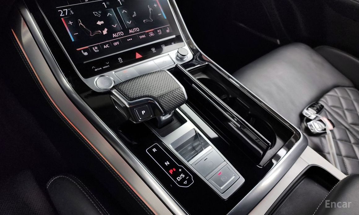 2020 Audi Q8 I (4M) 50 TDI Quattro Premium с пробегом 130 600 км