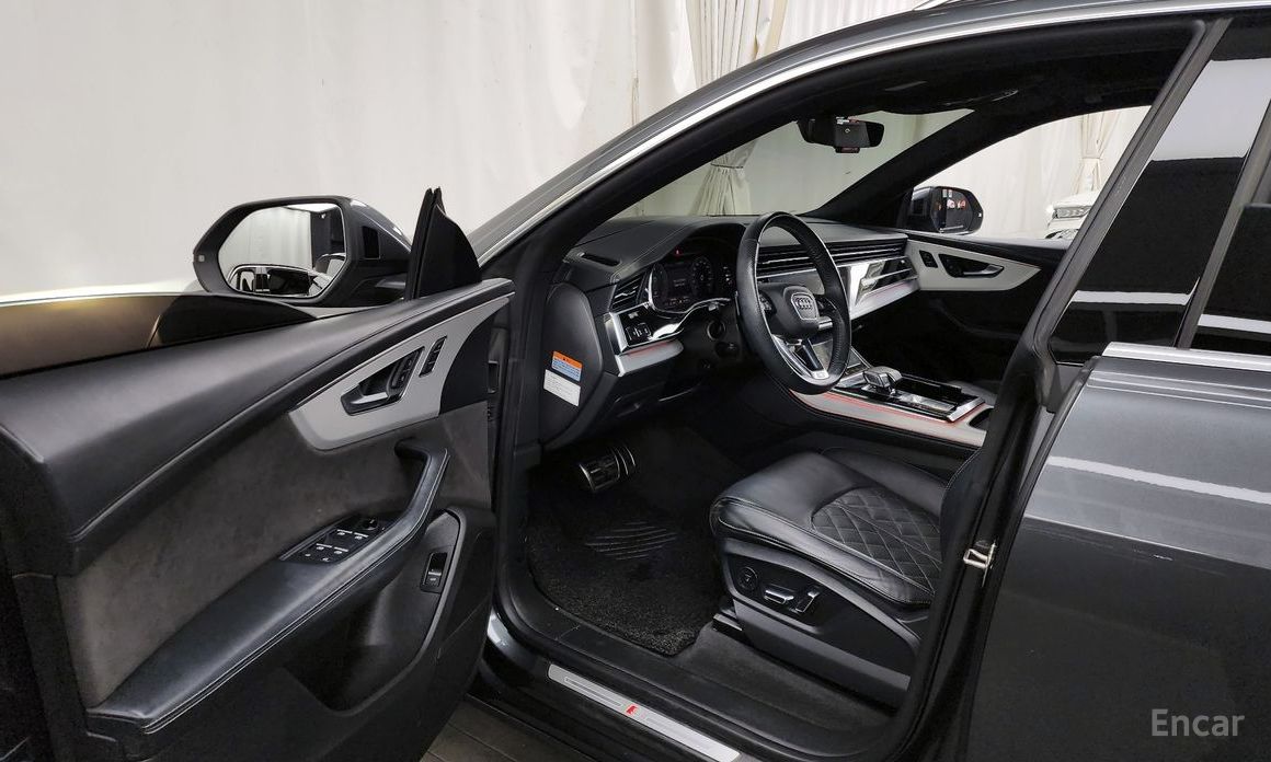 2020 Audi Q8 I (4M) 50 TDI Quattro Premium с пробегом 130 600 км