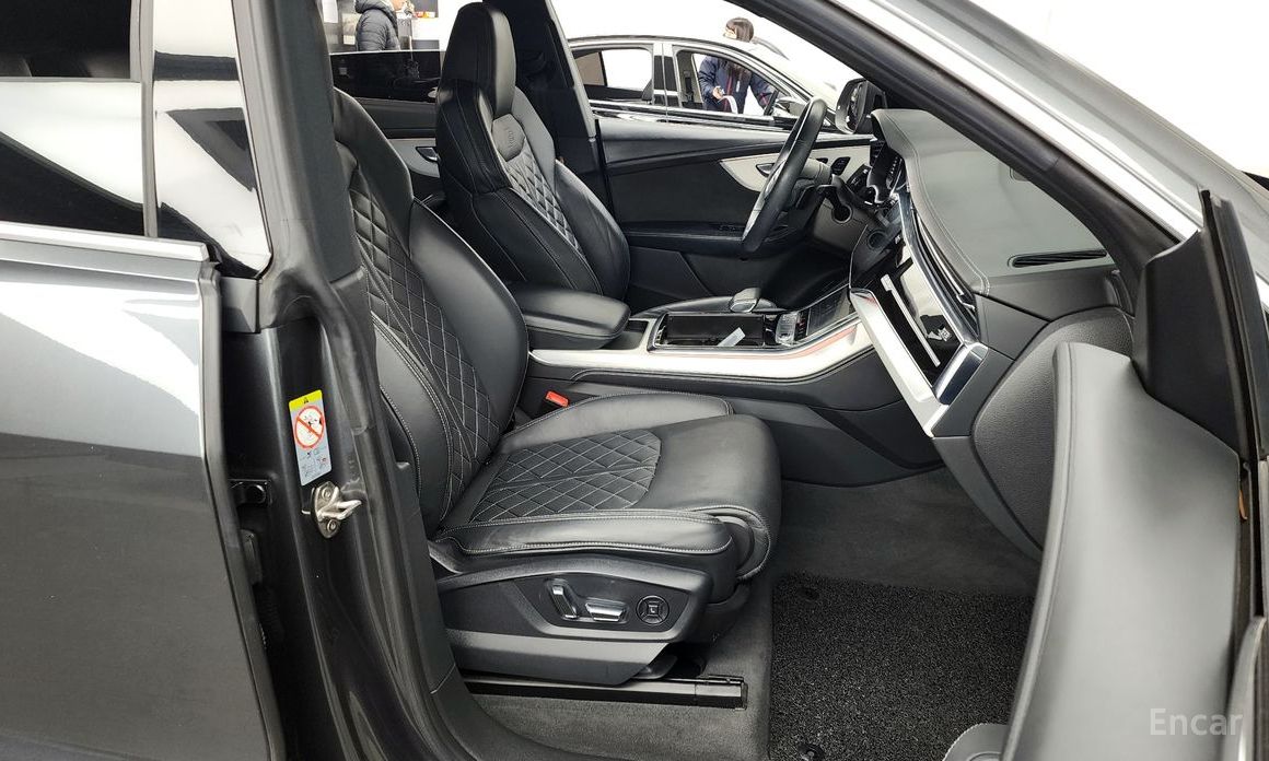 2020 Audi Q8 I (4M) 50 TDI Quattro Premium с пробегом 130 600 км