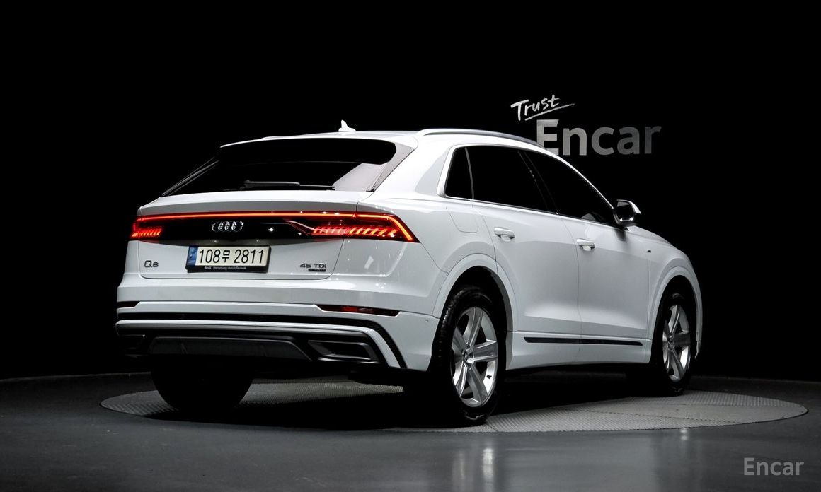 2021 Audi Q8 I (4M) 45 TDI Quattro Premium с пробегом 58 430 км