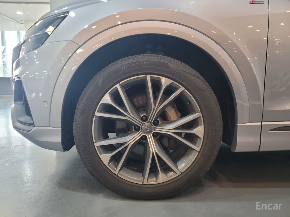 2021 Audi Q8 I (4M) 50 TDI Quattro Premium с пробегом 51 499 км