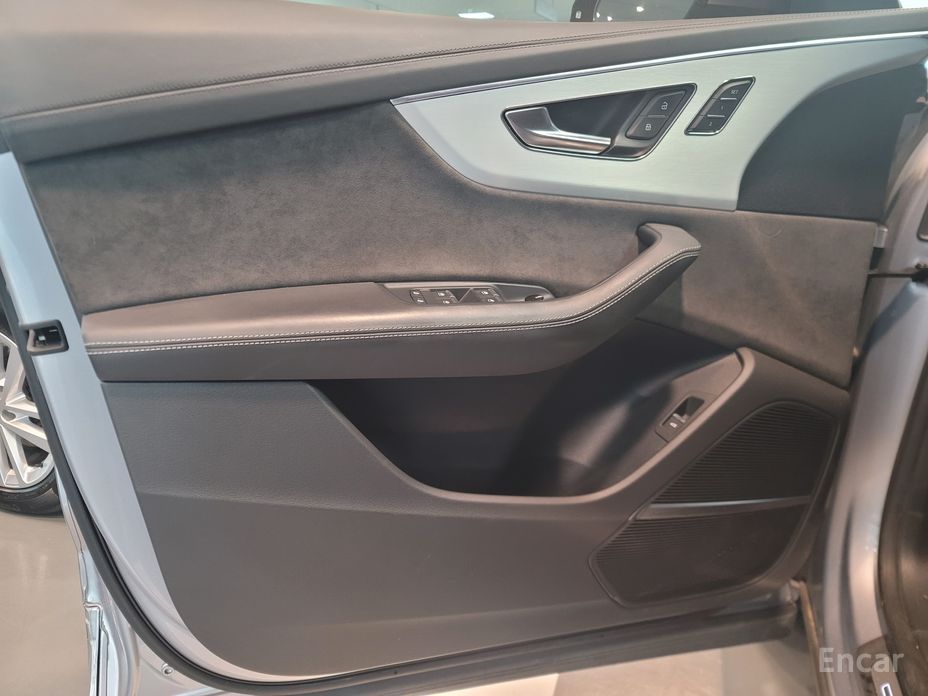 2021 Audi Q8 I (4M) 50 TDI Quattro Premium с пробегом 51 499 км