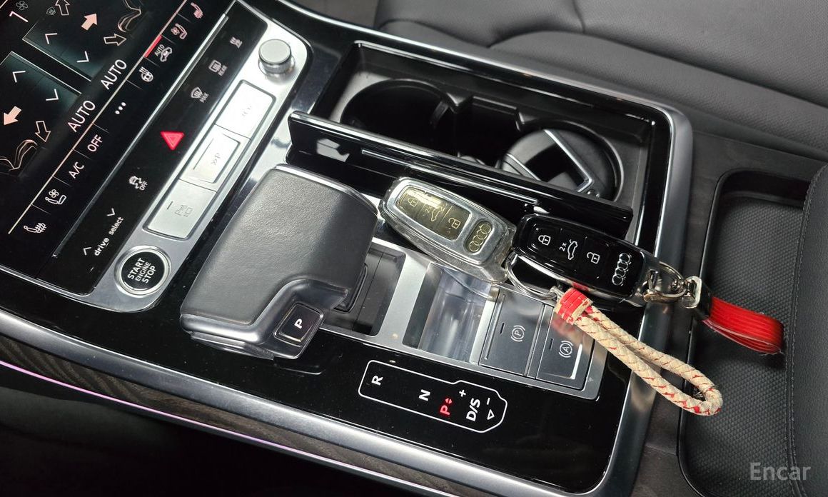 2021 Audi Q7 II (4M) Рестайлинг 45 TDI Quattro Premium с пробегом 67 144 км