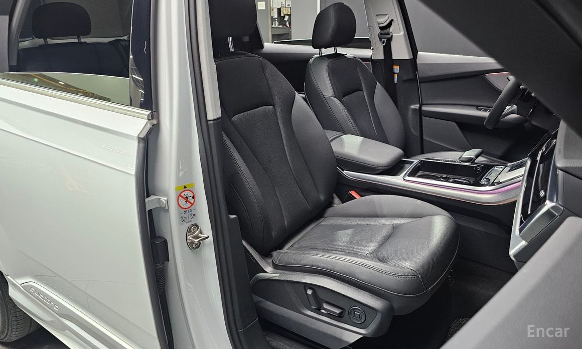 2021 Audi Q7 II (4M) Рестайлинг 45 TDI Quattro с пробегом 105 284 км