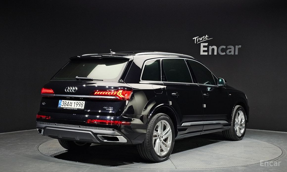 2020 Audi Q7 II (4M) Рестайлинг 45 TDI Quattro Premium с пробегом 116 181 км