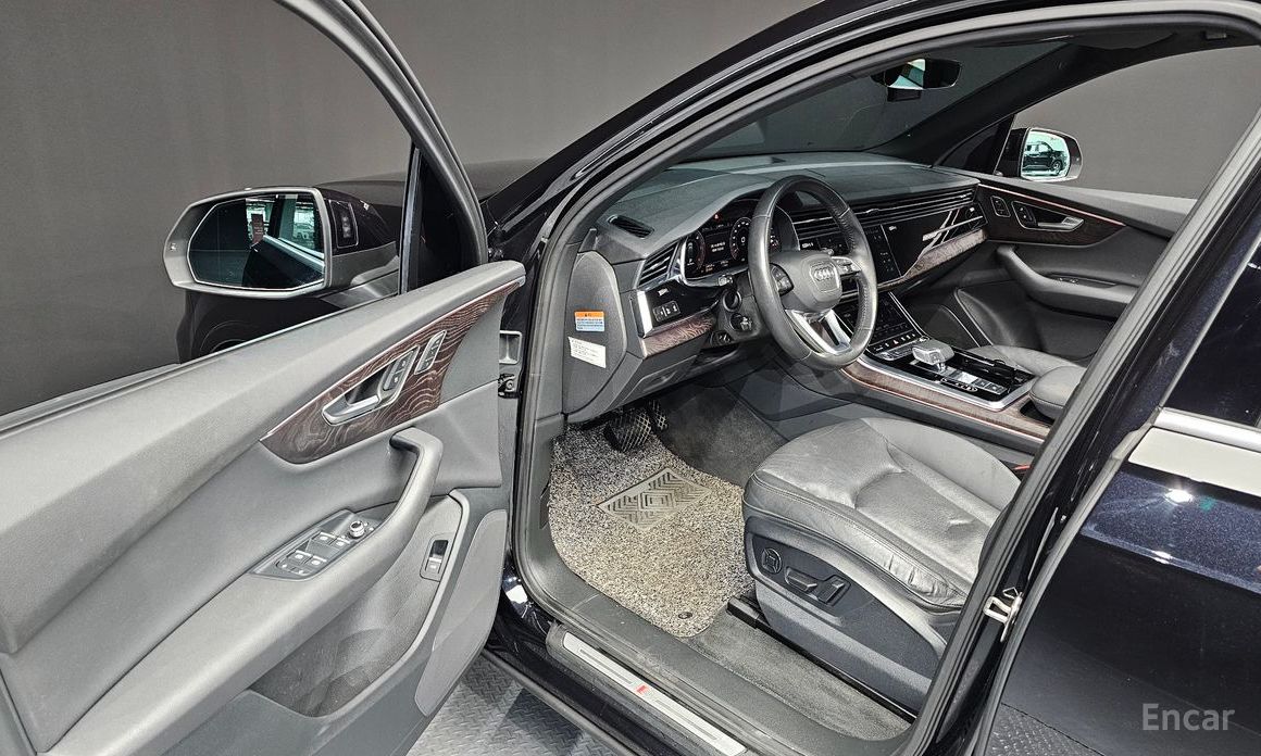 2020 Audi Q7 II (4M) Рестайлинг 45 TDI Quattro Premium с пробегом 116 181 км