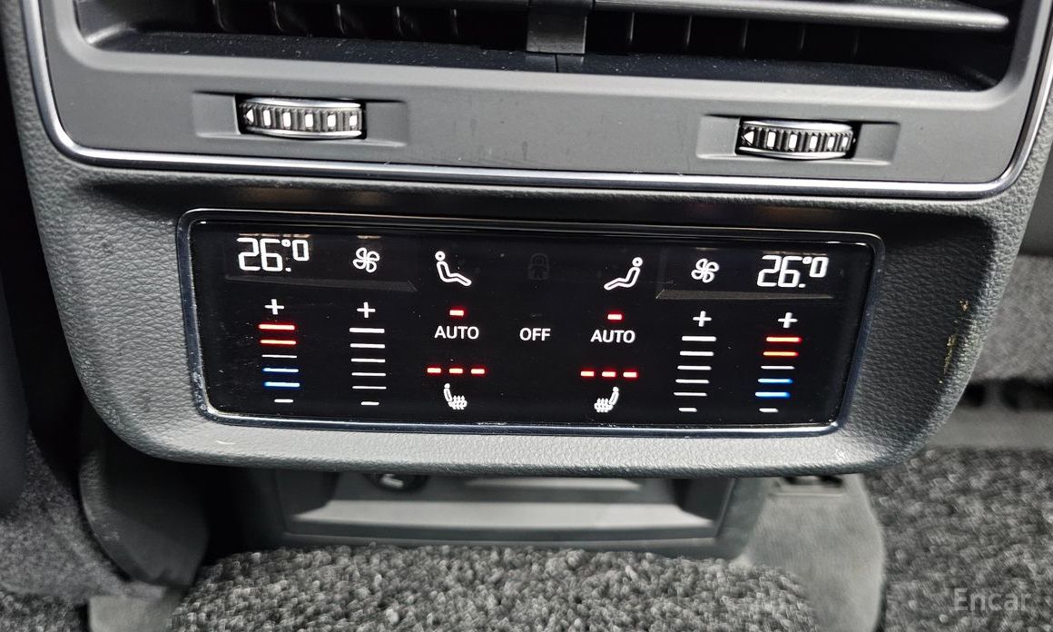2022 Audi Q7 II (4M) Рестайлинг 45 TDI Quattro с пробегом 77 281 км