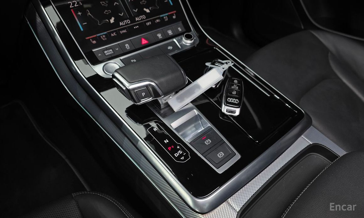 2020 Audi Q7 II (4M) Рестайлинг 45 TDI Quattro с пробегом 76 530 км