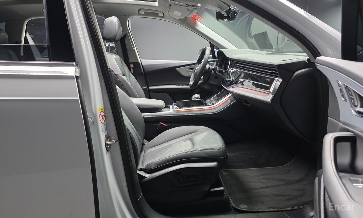 2020 Audi Q7 II (4M) Рестайлинг 45 TDI Quattro с пробегом 76 530 км